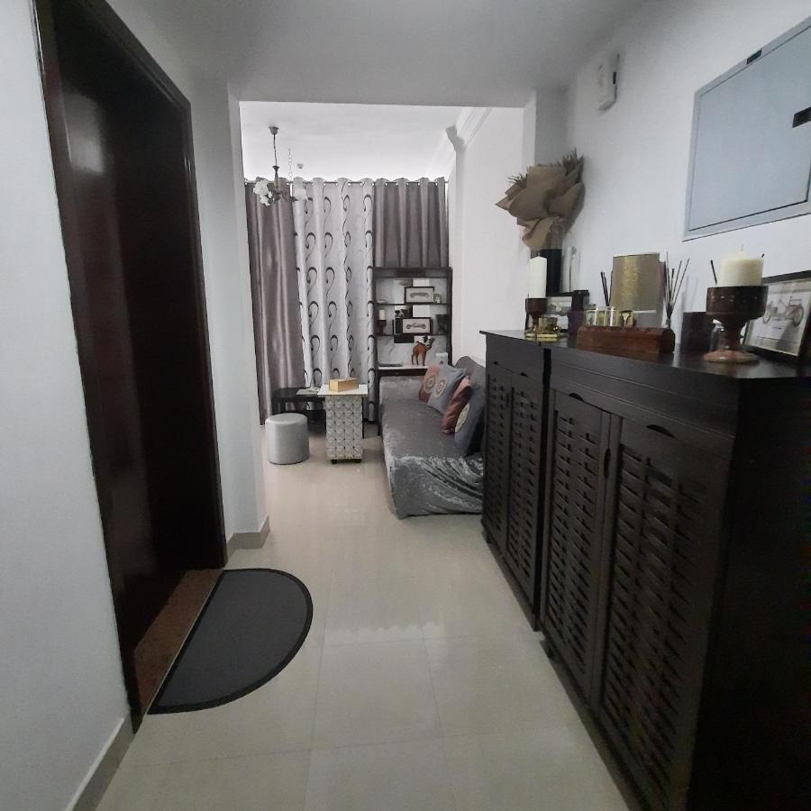 Beach Side Private Room At Sharjah-Dubai Border Bagian luar foto